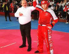 Başarılı Antrönerlerimiz ve Sporcularımız