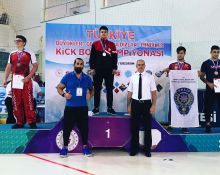 Başarılı Antrönerlerimiz ve Sporcularımız
