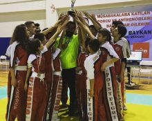 Başarılı Antrönerlerimiz ve Sporcularımız