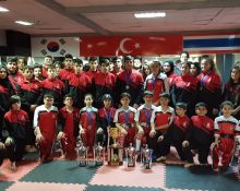 Başarılı Antrönerlerimiz ve Sporcularımız